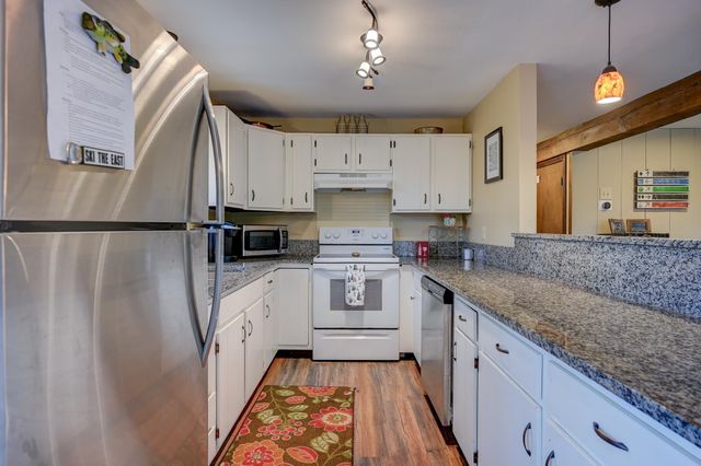 21 Littlefield Road, Bartlett, NH 03812