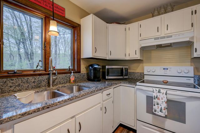 21 Littlefield Road, Bartlett, NH 03812