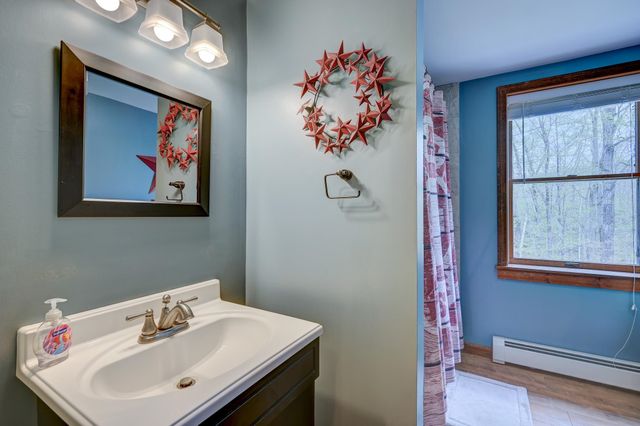 21 Littlefield Road, Bartlett, NH 03812