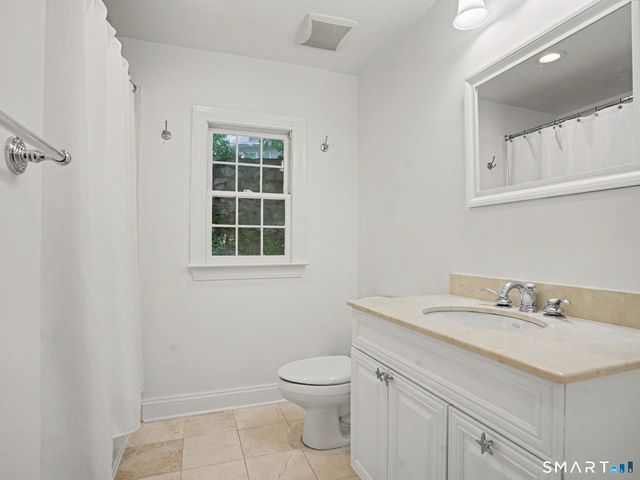 106 Shorefront Park, Norwalk, CT 06854