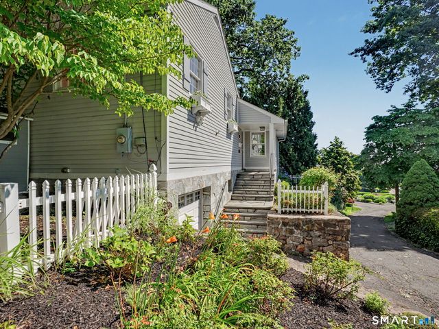 106 Shorefront Park, Norwalk, CT 06854