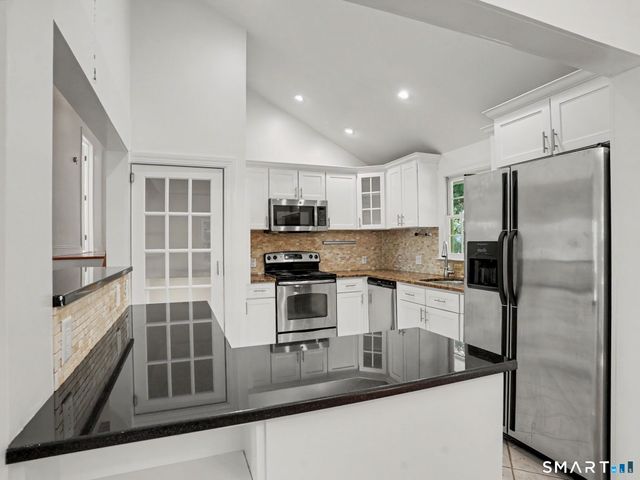 106 Shorefront Park, Norwalk, CT 06854
