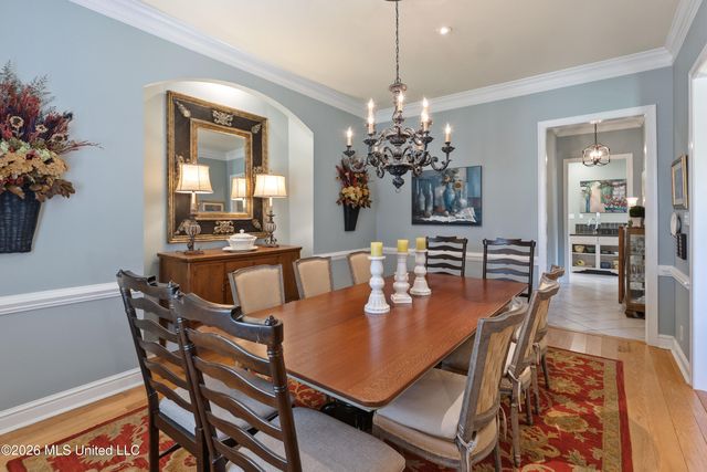 8209 Longwood Drive, Olive Branch, MS 38654