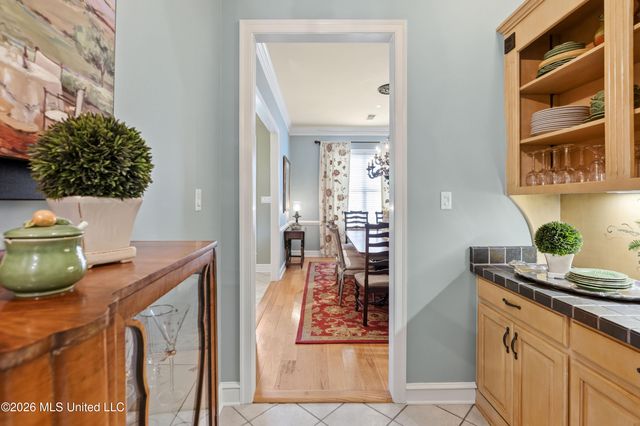 8209 Longwood Drive, Olive Branch, MS 38654