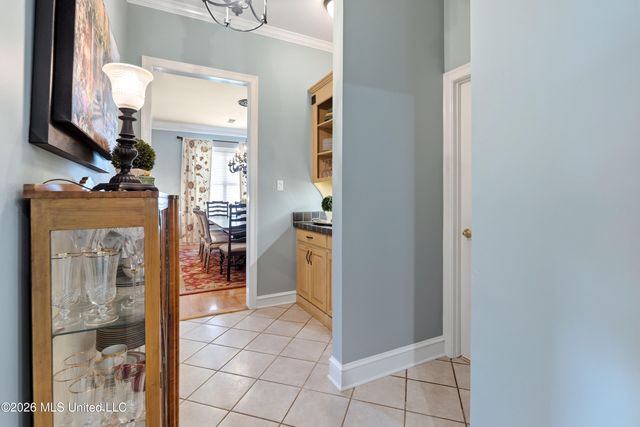 8209 Longwood Drive, Olive Branch, MS 38654