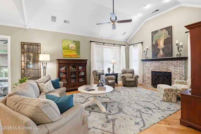 8209 Longwood Drive, Olive Branch, MS 38654