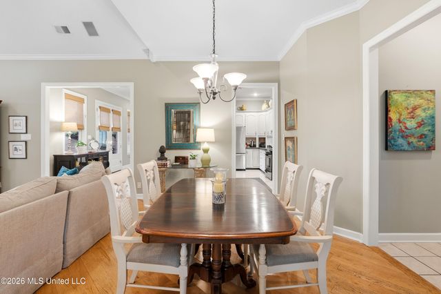 8209 Longwood Drive, Olive Branch, MS 38654