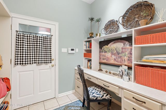 8209 Longwood Drive, Olive Branch, MS 38654