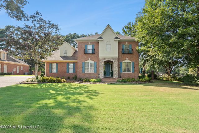 8209 Longwood Drive, Olive Branch, MS 38654