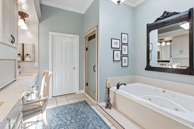 8209 Longwood Drive, Olive Branch, MS 38654