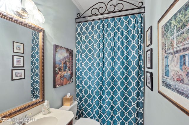 8209 Longwood Drive, Olive Branch, MS 38654