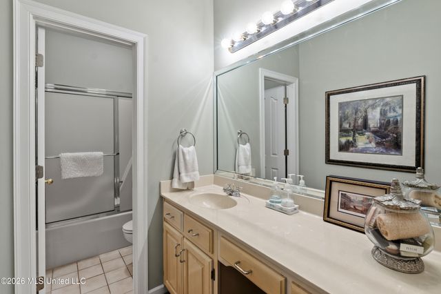 8209 Longwood Drive, Olive Branch, MS 38654