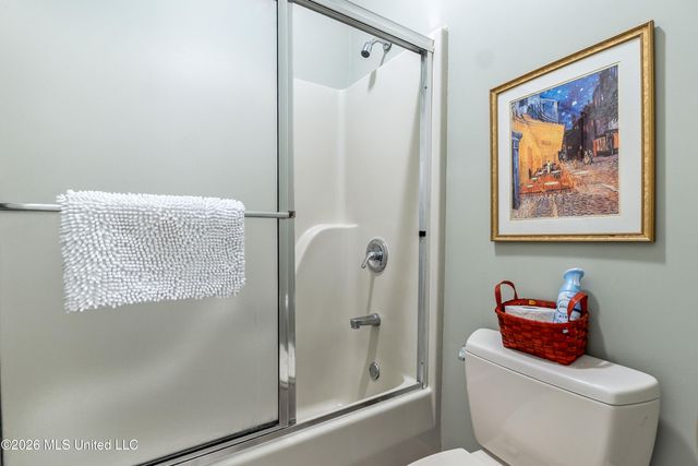 8209 Longwood Drive, Olive Branch, MS 38654