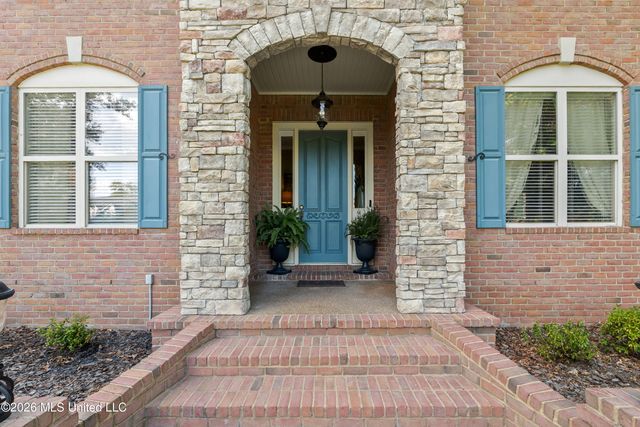 8209 Longwood Drive, Olive Branch, MS 38654