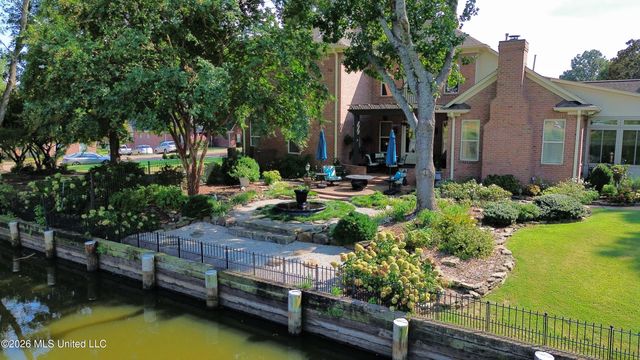 8209 Longwood Drive, Olive Branch, MS 38654