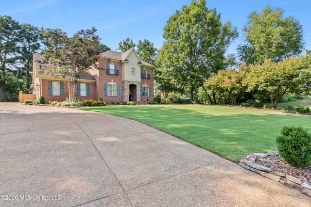 8209 Longwood Drive, Olive Branch, MS 38654