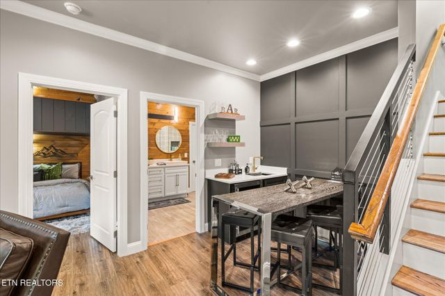 622 Coronation St, Gatlinburg, TN 37738