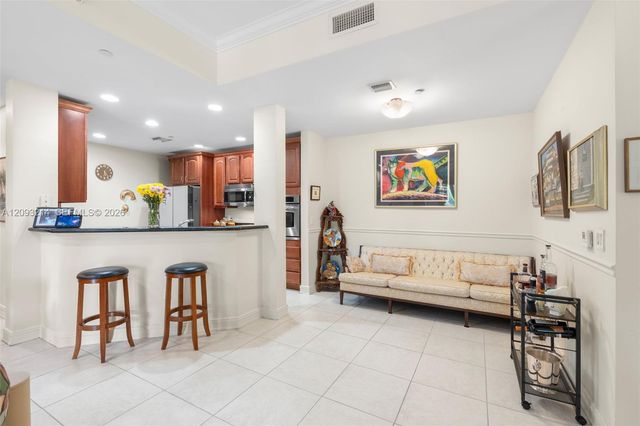 16101 Emerald Estates Drive 448, Weston, FL 33331