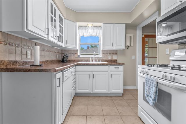 533 W Territorial Road, Battle Creek, MI 49015