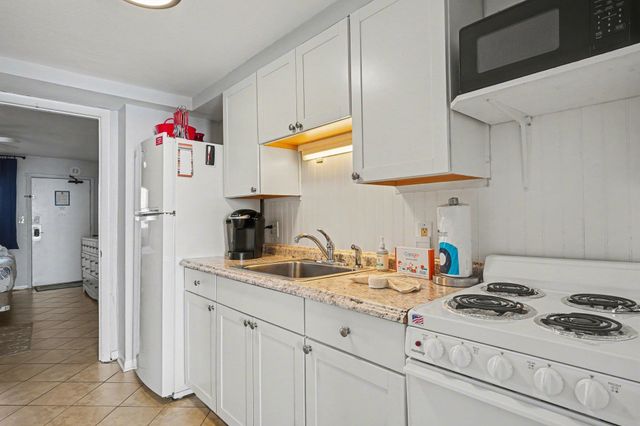 2406 N Ocean Blvd Unit 404, Myrtle Beach, SC 29577