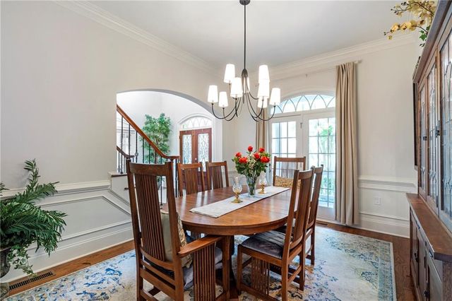 805 Lake Mist Cove, Alpharetta, GA 30004