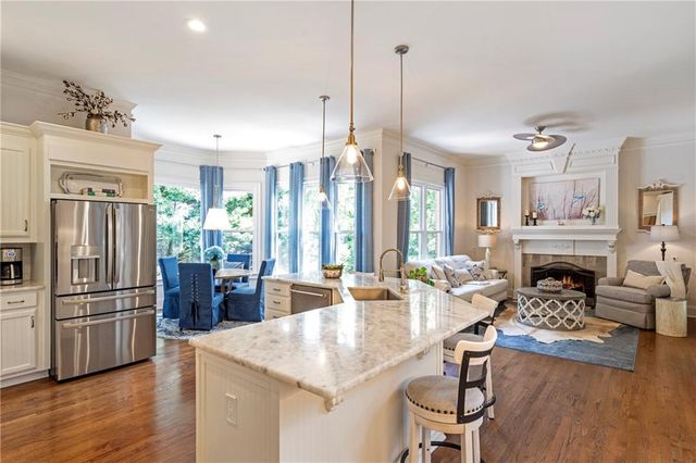 805 Lake Mist Cove, Alpharetta, GA 30004