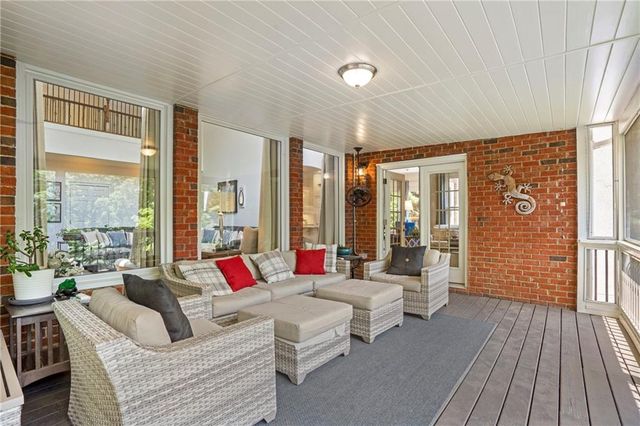 805 Lake Mist Cove, Alpharetta, GA 30004