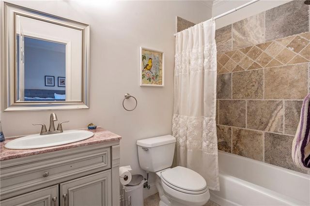 805 Lake Mist Cove, Alpharetta, GA 30004
