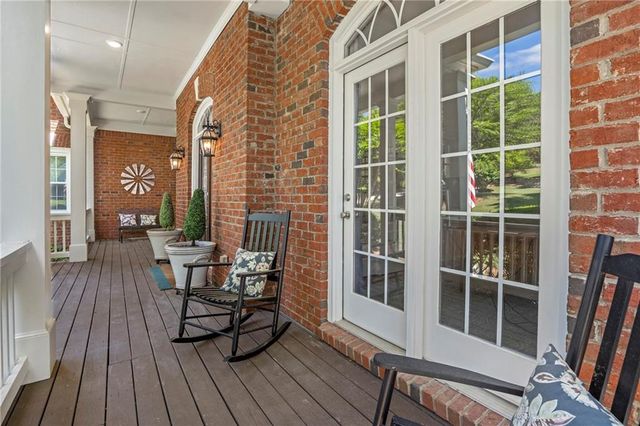 805 Lake Mist Cove, Alpharetta, GA 30004