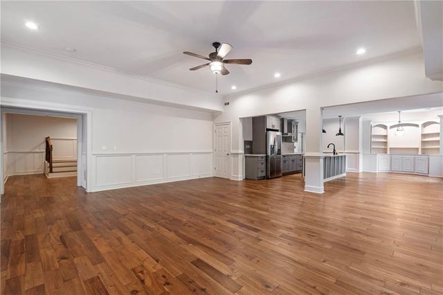 805 Lake Mist Cove, Alpharetta, GA 30004