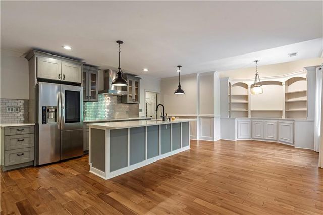 805 Lake Mist Cove, Alpharetta, GA 30004