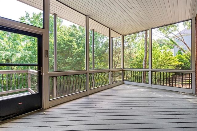 805 Lake Mist Cove, Alpharetta, GA 30004