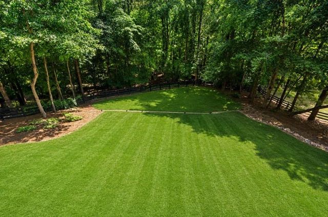 805 Lake Mist Cove, Alpharetta, GA 30004