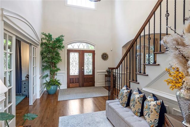 805 Lake Mist Cove, Alpharetta, GA 30004