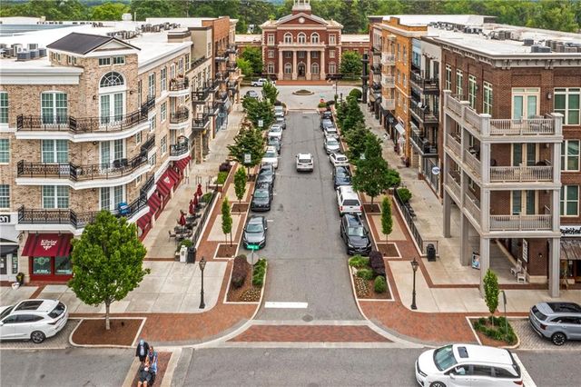 805 Lake Mist Cove, Alpharetta, GA 30004