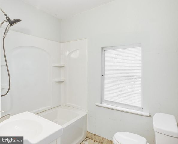 149 W BARBER AVE, Woodbury, NJ 08096