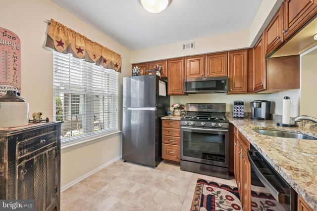 5105A ADELAIDE DR, Mount Laurel, NJ 08054