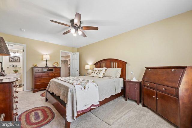 5105A ADELAIDE DR, Mount Laurel, NJ 08054
