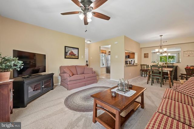 5105A ADELAIDE DR, Mount Laurel, NJ 08054