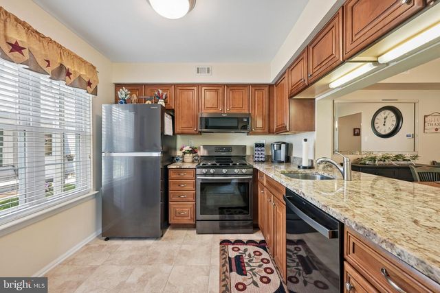 5105A ADELAIDE DR, Mount Laurel, NJ 08054