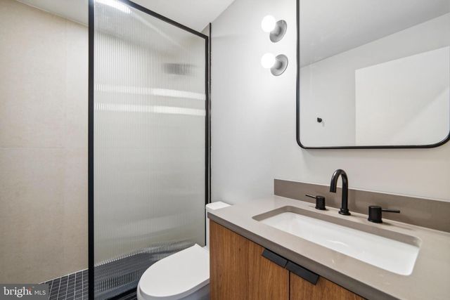 1408 E OXFORD ST, Philadelphia, PA 19125