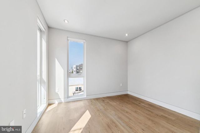 1408 E OXFORD ST, Philadelphia, PA 19125