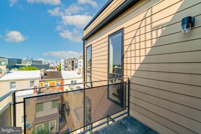 1408 E OXFORD ST, Philadelphia, PA 19125