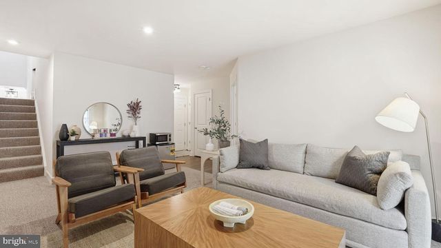 10644 HINTON WAY, Manassas, VA 20112