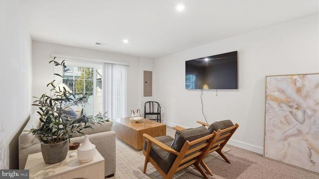 10644 HINTON WAY, Manassas, VA 20112