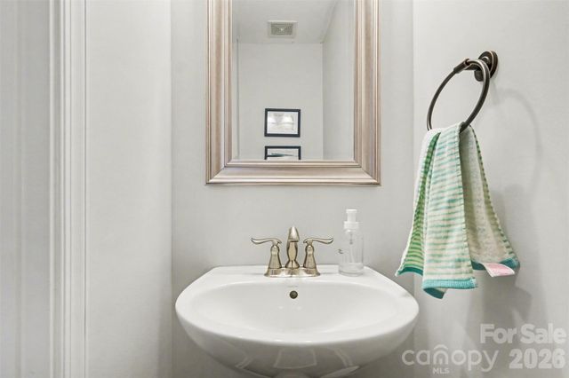 2459 Alyssa Lane, Charlotte, NC 28208