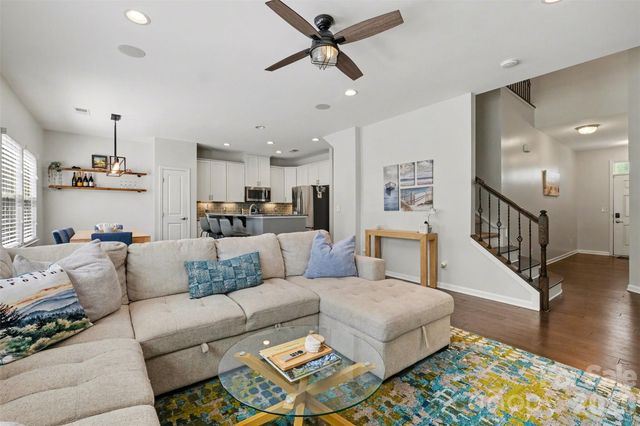 2459 Alyssa Lane, Charlotte, NC 28208
