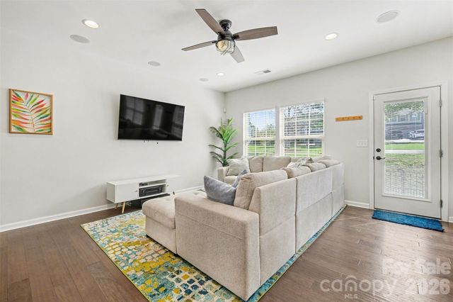 2459 Alyssa Lane, Charlotte, NC 28208
