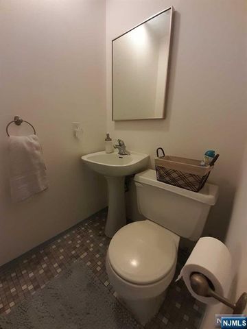 152 Main Street, East Rutherford, NJ 07073