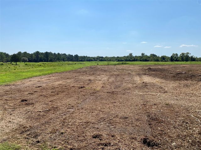 6115 S Highway 35, Alvin, TX 77511